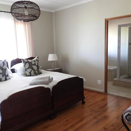 The Ranch House At African Safari Lodge Grahamstown Exterior photo